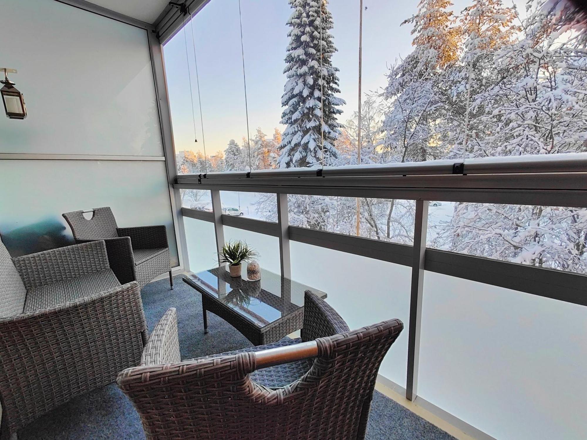 Spacious Apartment With Balcony And Free Wifi Rovaniemi Bagian luar foto